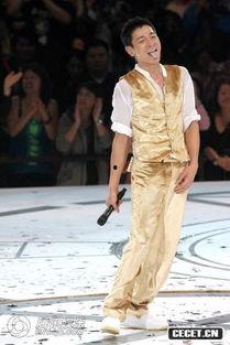 在线视频爱抚美女大腿